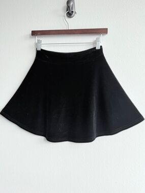 Black Stretch Velvet Skater Mini Skirt Pull On Small 90s Vintage